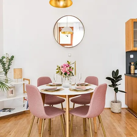Apartment Kaz13 Kazinczy Budapest
